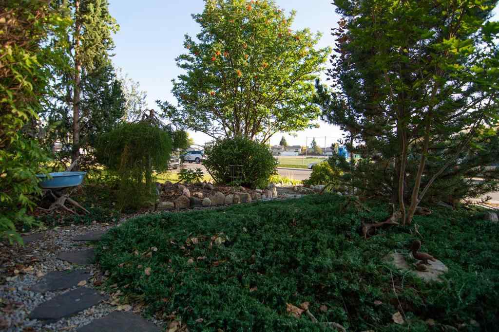 MLS® A2266573 - 236 Acacia Drive SE in Airdrie Meadows Airdrie, Residential