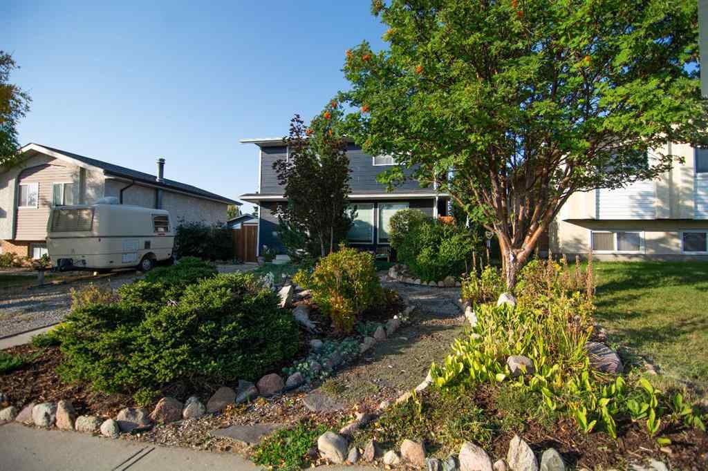 MLS® A2266573 - 236 Acacia Drive SE in Airdrie Meadows Airdrie, Residential