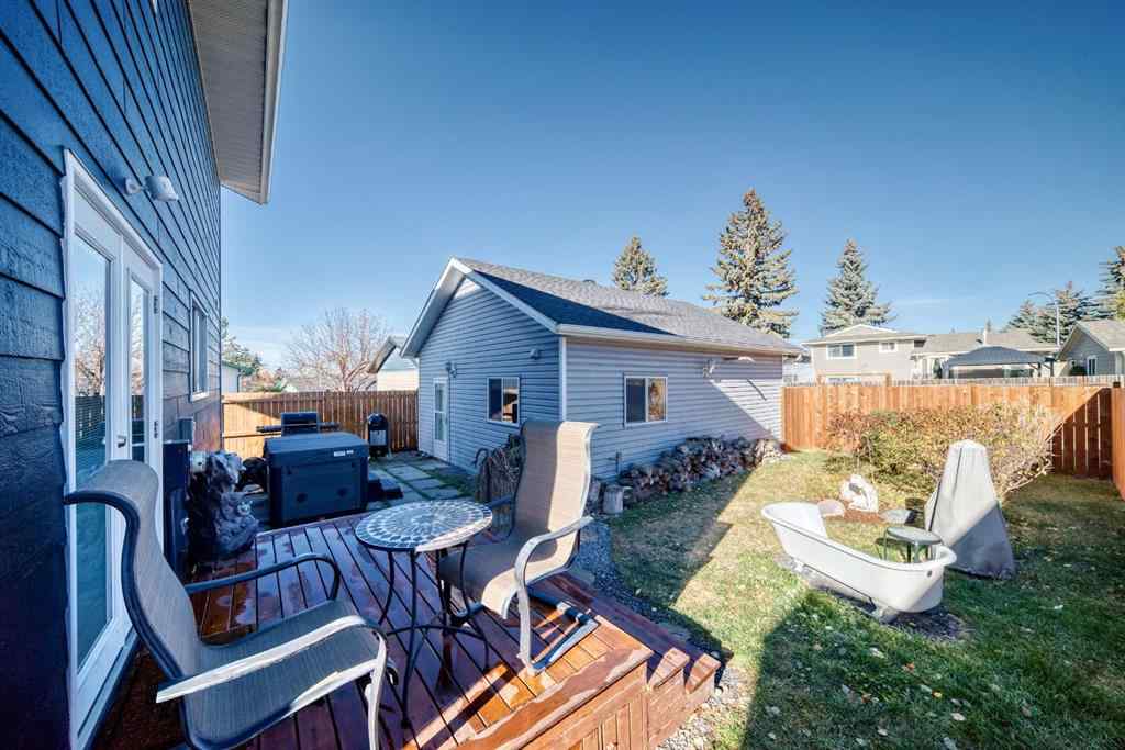 MLS® A2266573 - 236 Acacia Drive SE in Airdrie Meadows Airdrie, Residential