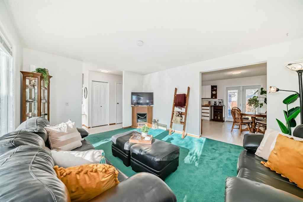 MLS® A2266573 - 236 Acacia Drive SE in Airdrie Meadows Airdrie, Residential