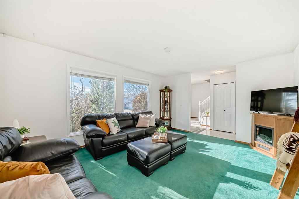 MLS® A2266573 - 236 Acacia Drive SE in Airdrie Meadows Airdrie, Residential