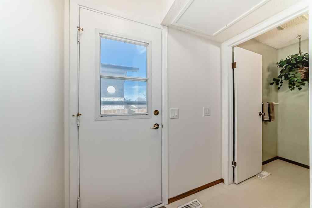 MLS® A2266573 - 236 Acacia Drive SE in Airdrie Meadows Airdrie, Residential