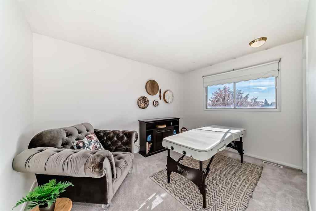MLS® A2266573 - 236 Acacia Drive SE in Airdrie Meadows Airdrie, Residential