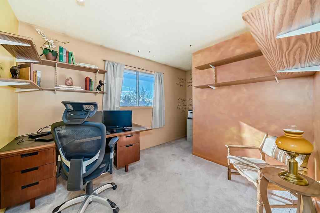 MLS® A2266573 - 236 Acacia Drive SE in Airdrie Meadows Airdrie, Residential
