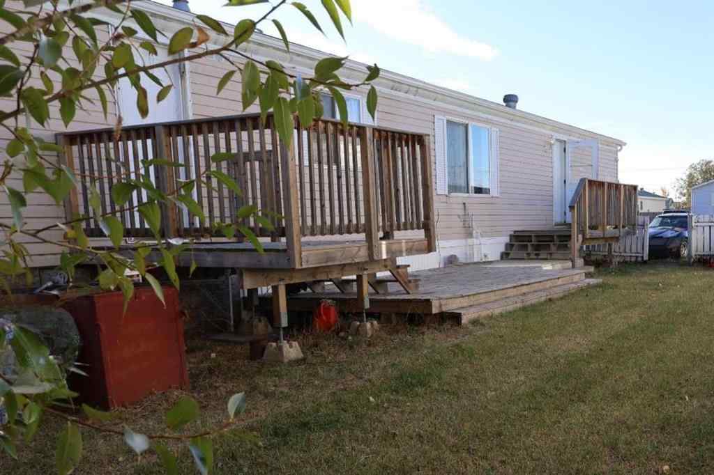 MLS® A2266574 - 9718 108 Avenue  in N/A Clairmont, Residential
