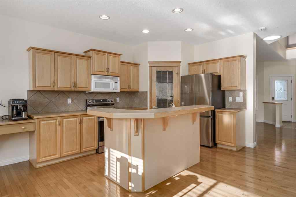 MLS® A2266579 - 153 Kincora Bay NW in Kincora Calgary, Residential