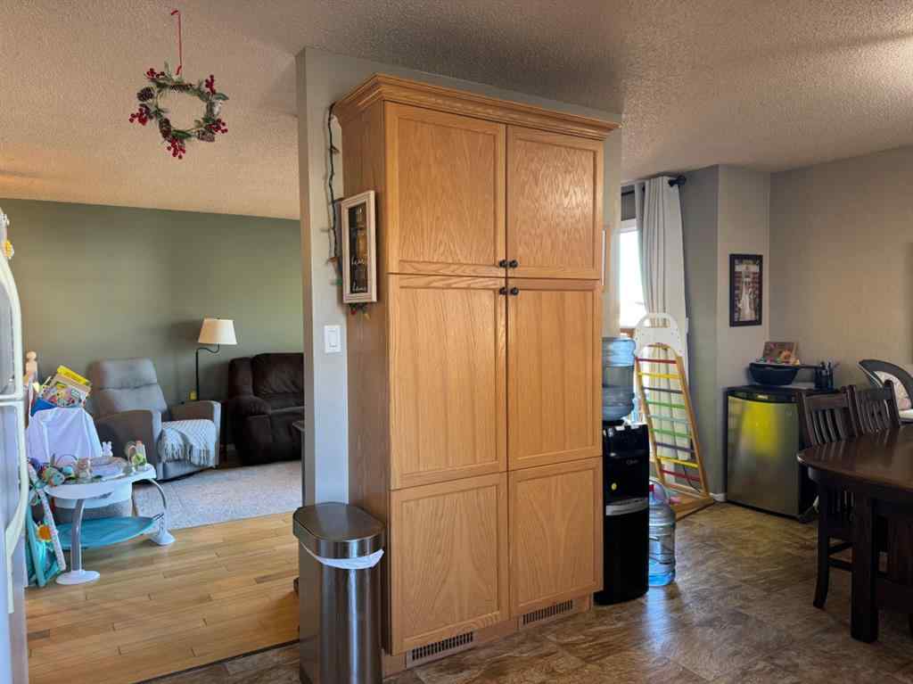 MLS® A2266582 - 10417 117 Street  in NONE Fairview, Residential