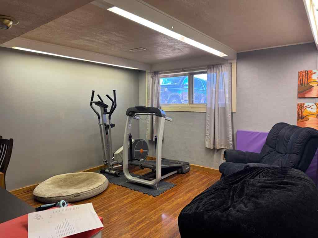 MLS® A2266582 - 10417 117 Street  in NONE Fairview, Residential