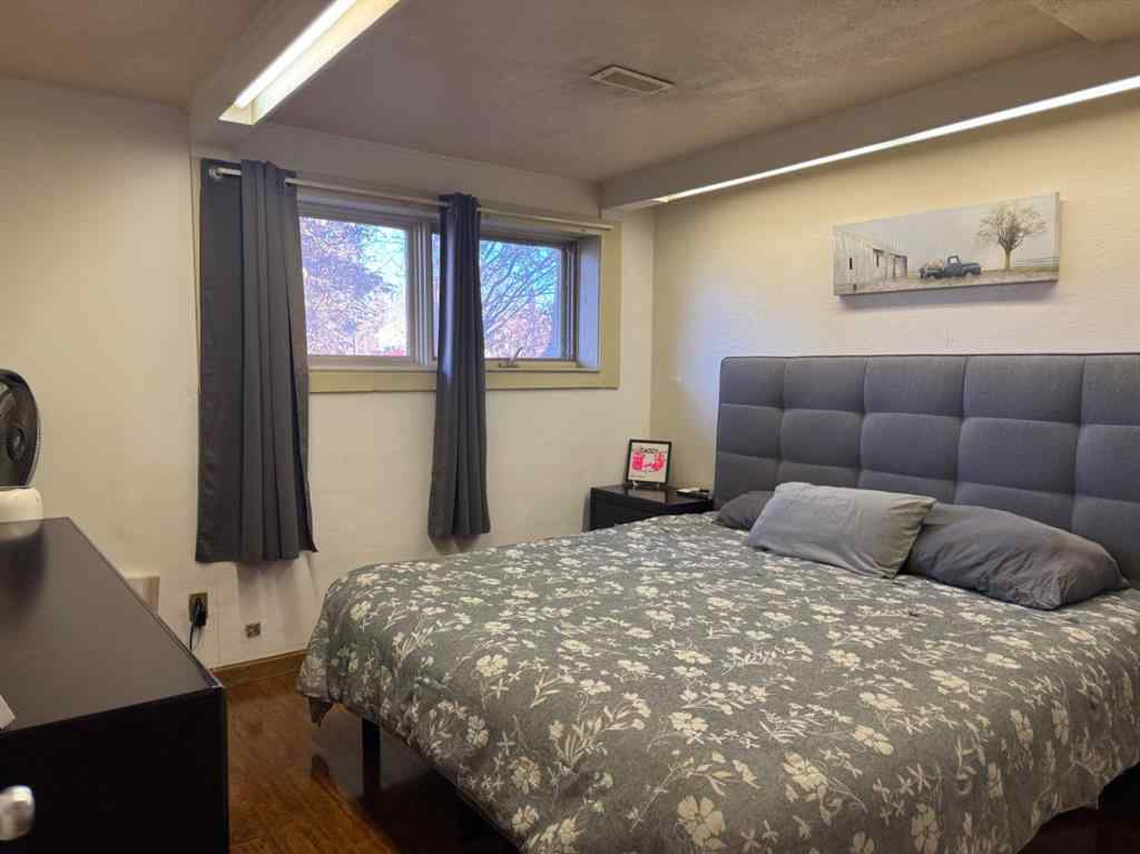 MLS® A2266582 - 10417 117 Street  in NONE Fairview, Residential