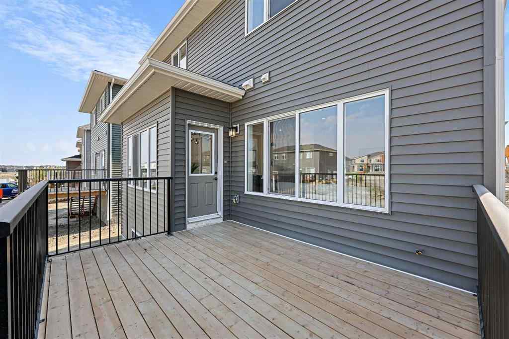 MLS® A2266583 - 634 Bayview Lane SW in Bayview Airdrie, Residential