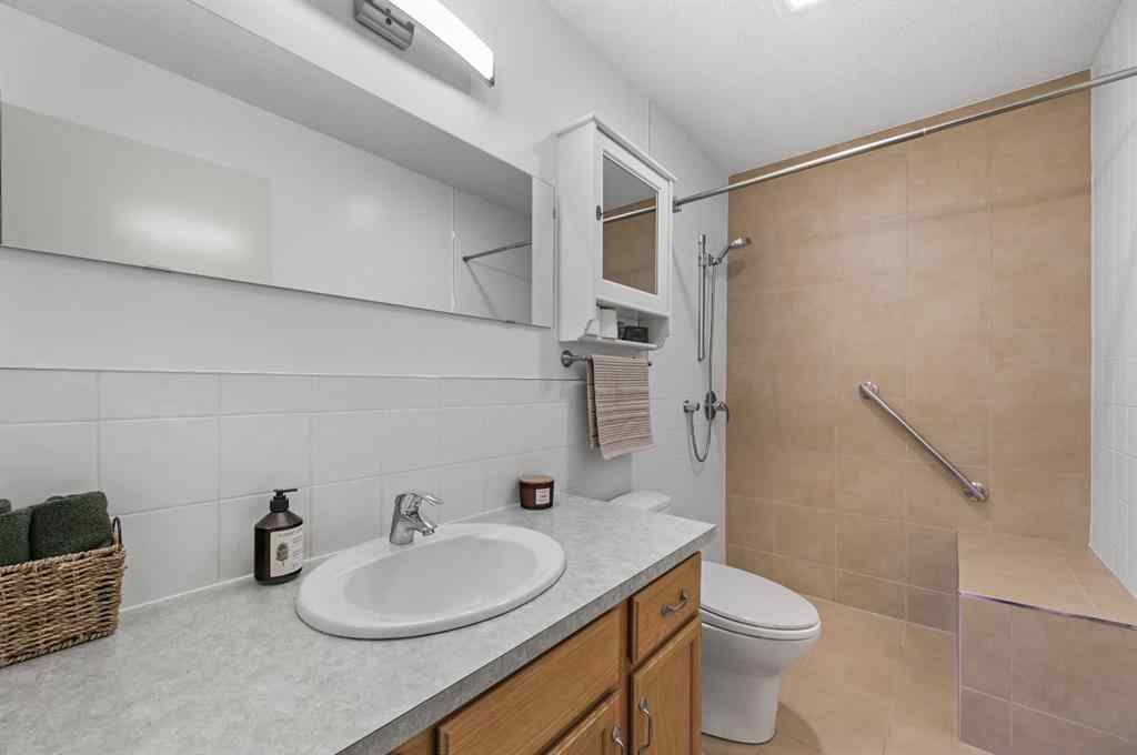 MLS® A2266586 - 11 Coach Side Terrace SW in Coach Hill Calgary, Residential