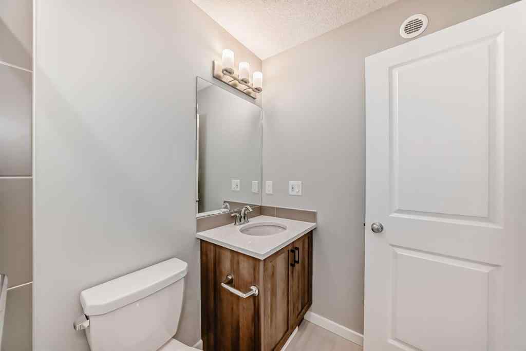 MLS® A2266587 - 147 Bartlett Crescent SE in Rangeview Calgary, Residential
