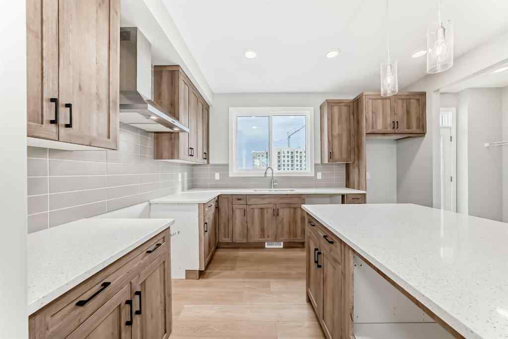 MLS® A2266587 - 147 Bartlett Crescent SE in Rangeview Calgary, Residential