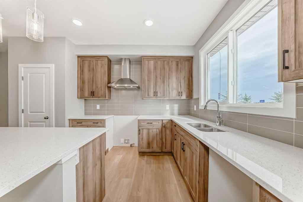 MLS® A2266587 - 147 Bartlett Crescent SE in Rangeview Calgary, Residential