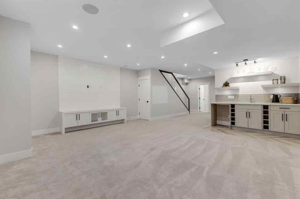 MLS® A2266590 - 2337 27 Avenue NW in Banff Trail Calgary, Residential