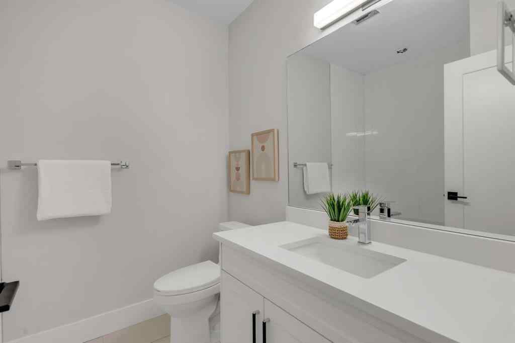 MLS® A2266590 - 2337 27 Avenue NW in Banff Trail Calgary, Residential