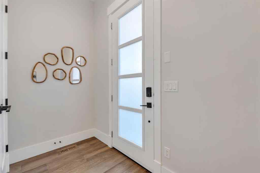 MLS® A2266590 - 2337 27 Avenue NW in Banff Trail Calgary, Residential