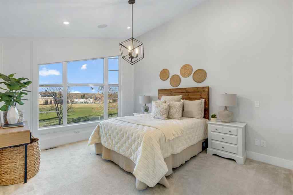 MLS® A2266590 - 2337 27 Avenue NW in Banff Trail Calgary, Residential