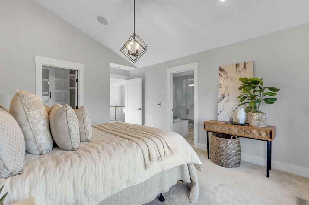 MLS® A2266590 - 2337 27 Avenue NW in Banff Trail Calgary, Residential