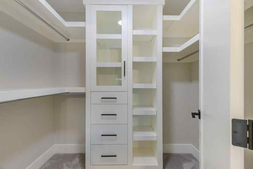 MLS® A2266590 - 2337 27 Avenue NW in Banff Trail Calgary, Residential