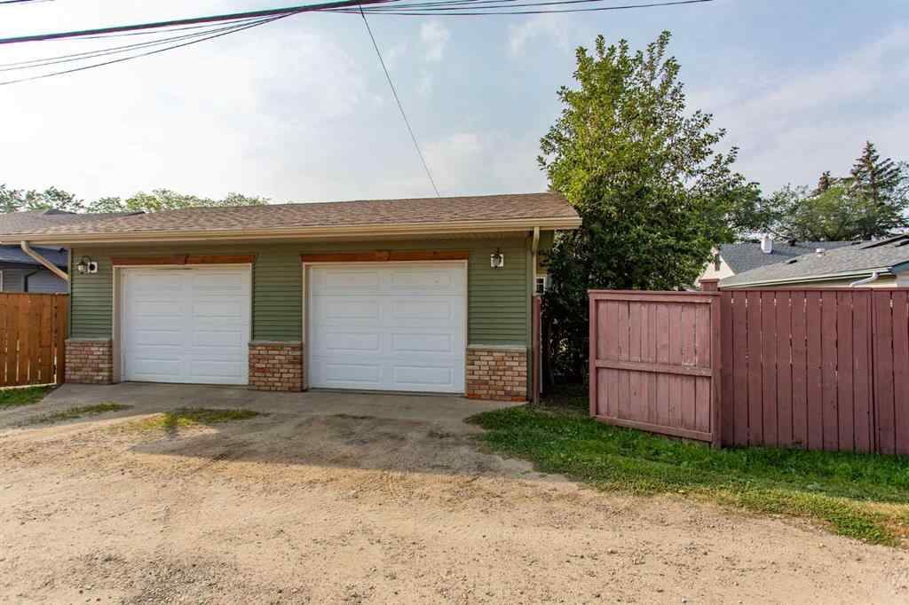 MLS® A2266591 - 5422 49 Avenue  in Downtown Lacombe Lacombe, Residential