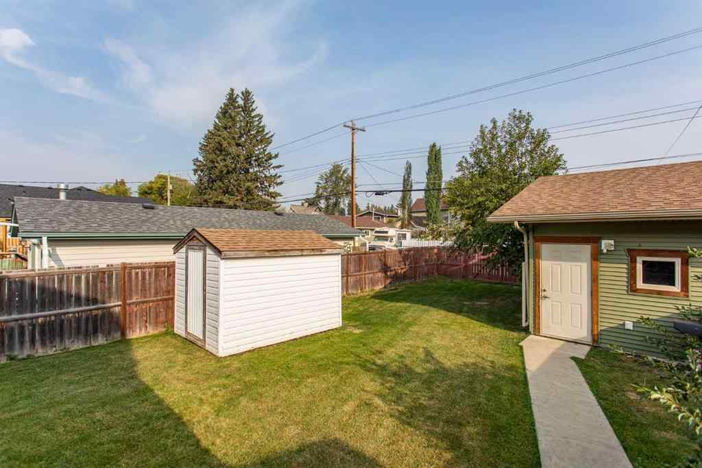 MLS® A2266591 - 5422 49 Avenue  in Downtown Lacombe Lacombe, Residential