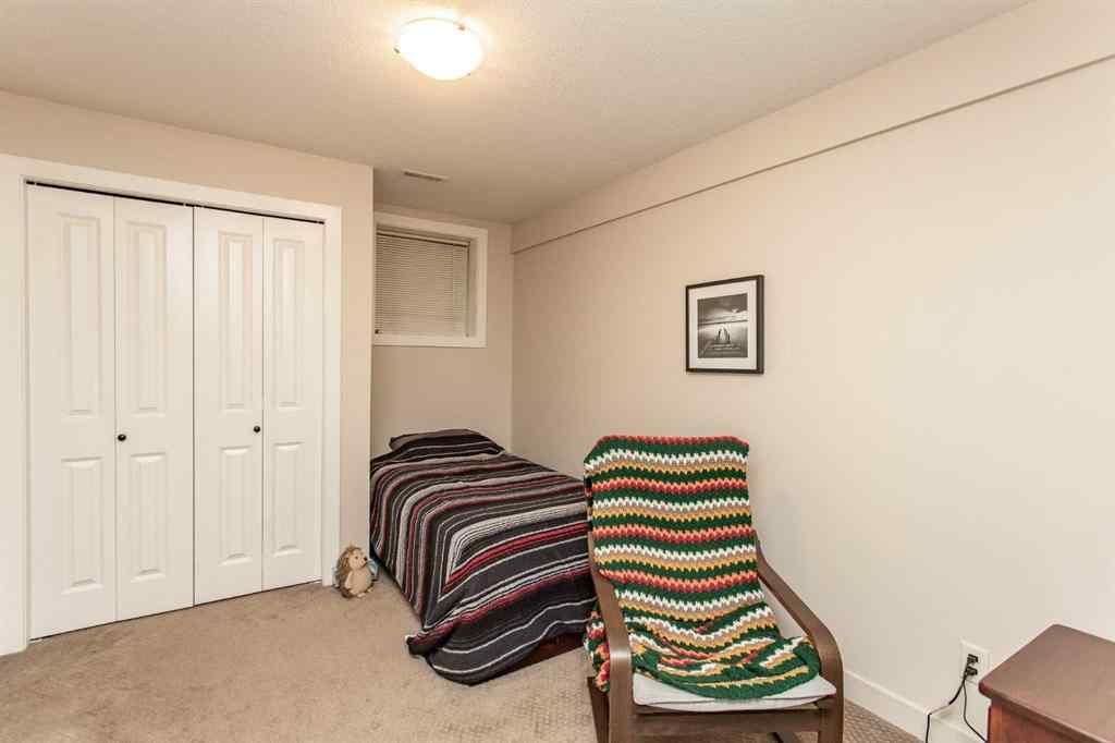 MLS® A2266591 - 5422 49 Avenue  in Downtown Lacombe Lacombe, Residential