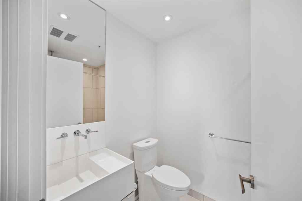 MLS® A2266592 - Unit #210 615 6 Avenue SE in Downtown East Village Calgary, Residential