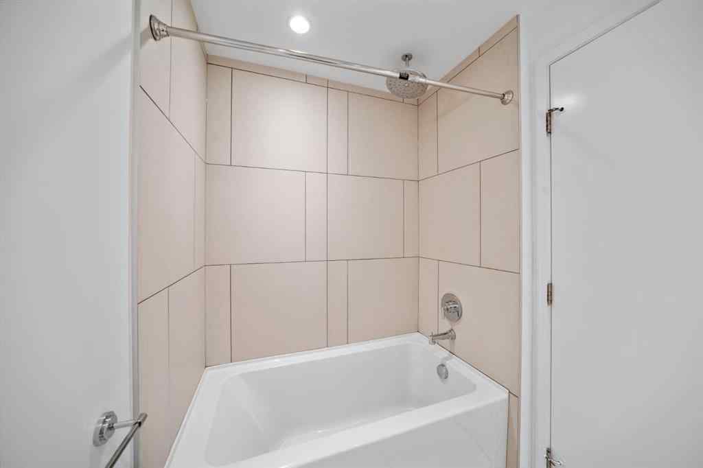 MLS® A2266592 - Unit #210 615 6 Avenue SE in Downtown East Village Calgary, Residential