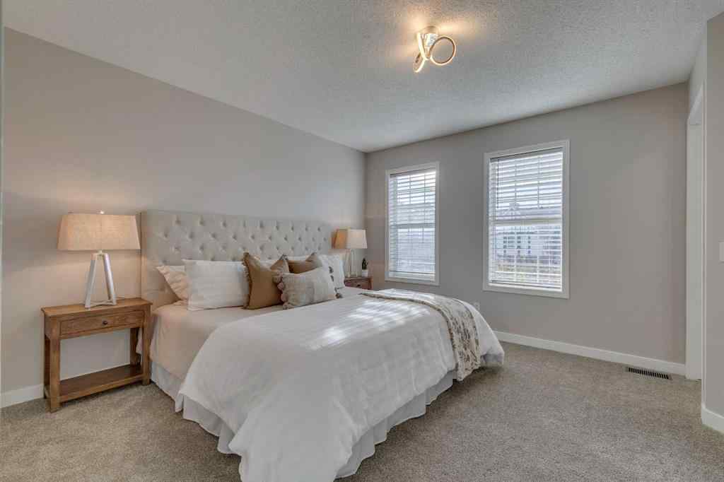 MLS® A2266595 - 206 Elgin Place SE in McKenzie Towne Calgary, Residential