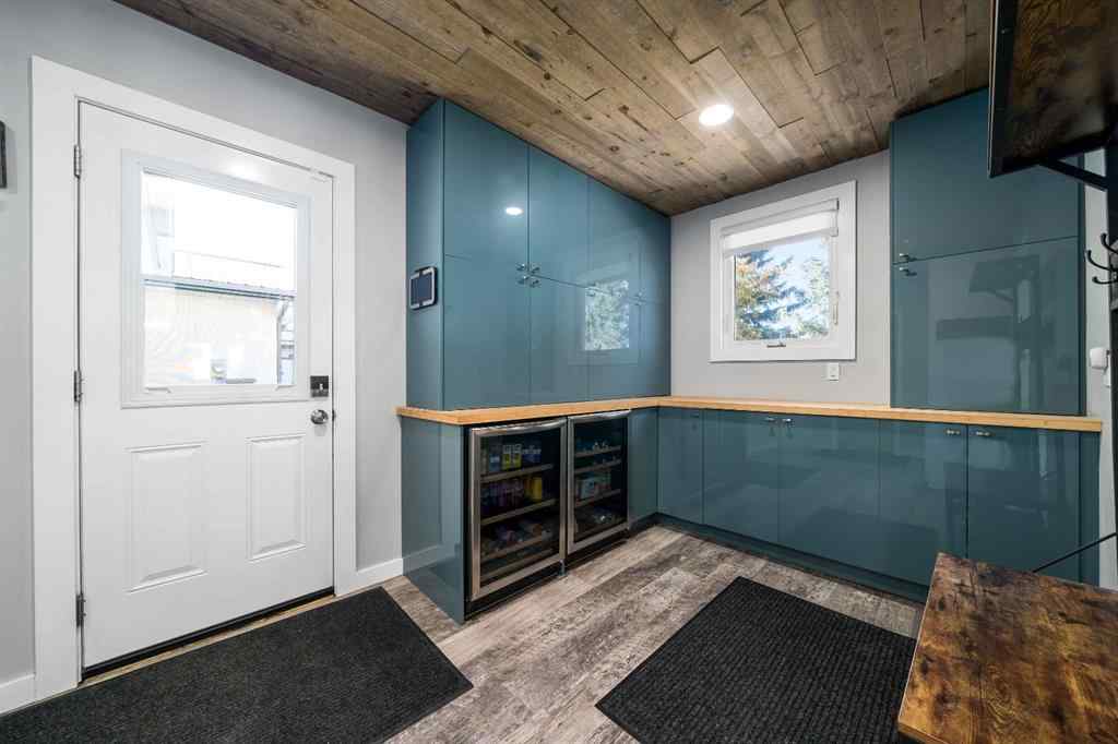 MLS® A2266596 - 32 Carter Crescent SE in Ross Glen Medicine Hat, Residential