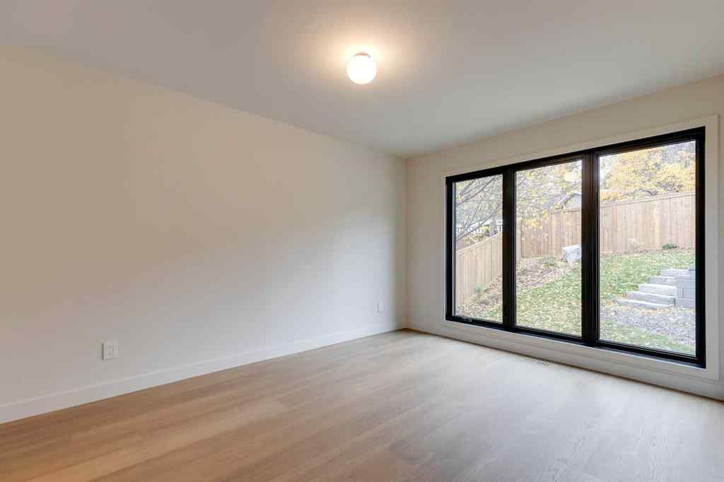 MLS® A2266600 - 3423 23 Street NW in Charleswood Calgary, Residential