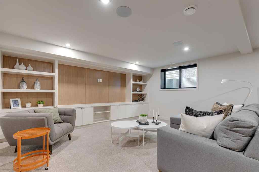 MLS® A2266600 - 3423 23 Street NW in Charleswood Calgary, Residential