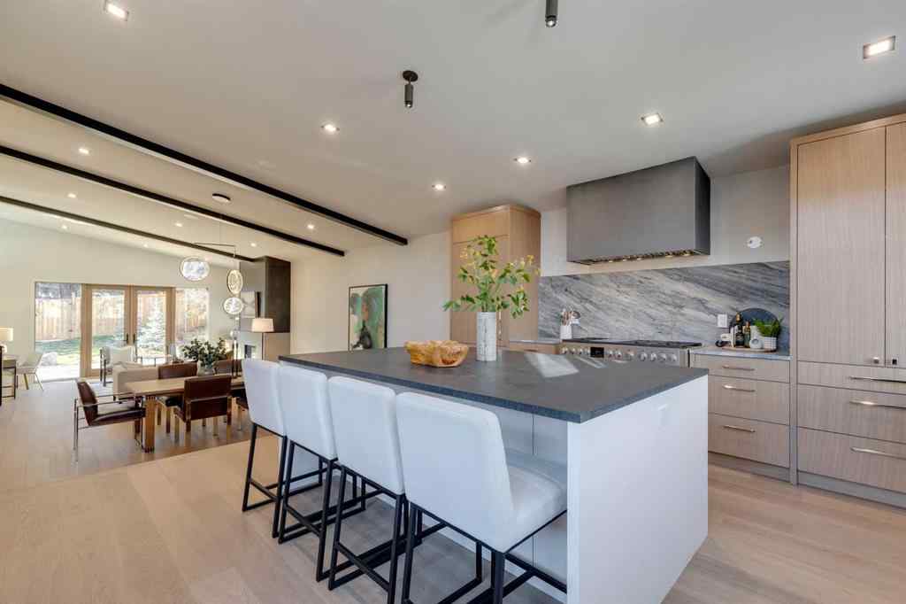 MLS® A2266600 - 3423 23 Street NW in Charleswood Calgary, Residential