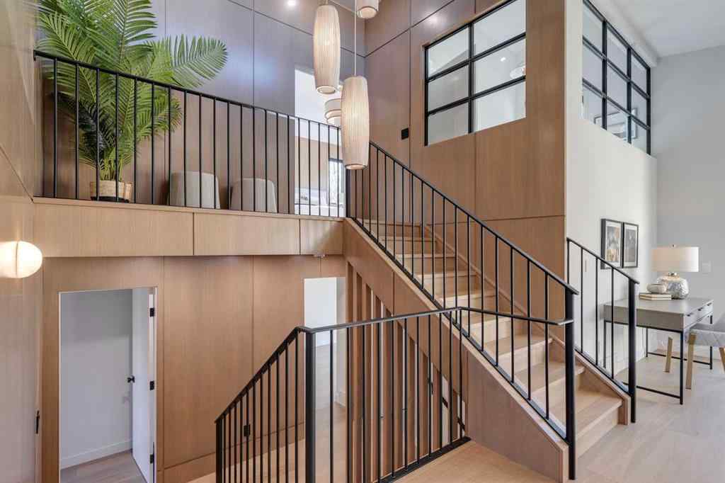 MLS® A2266600 - 3423 23 Street NW in Charleswood Calgary, Residential