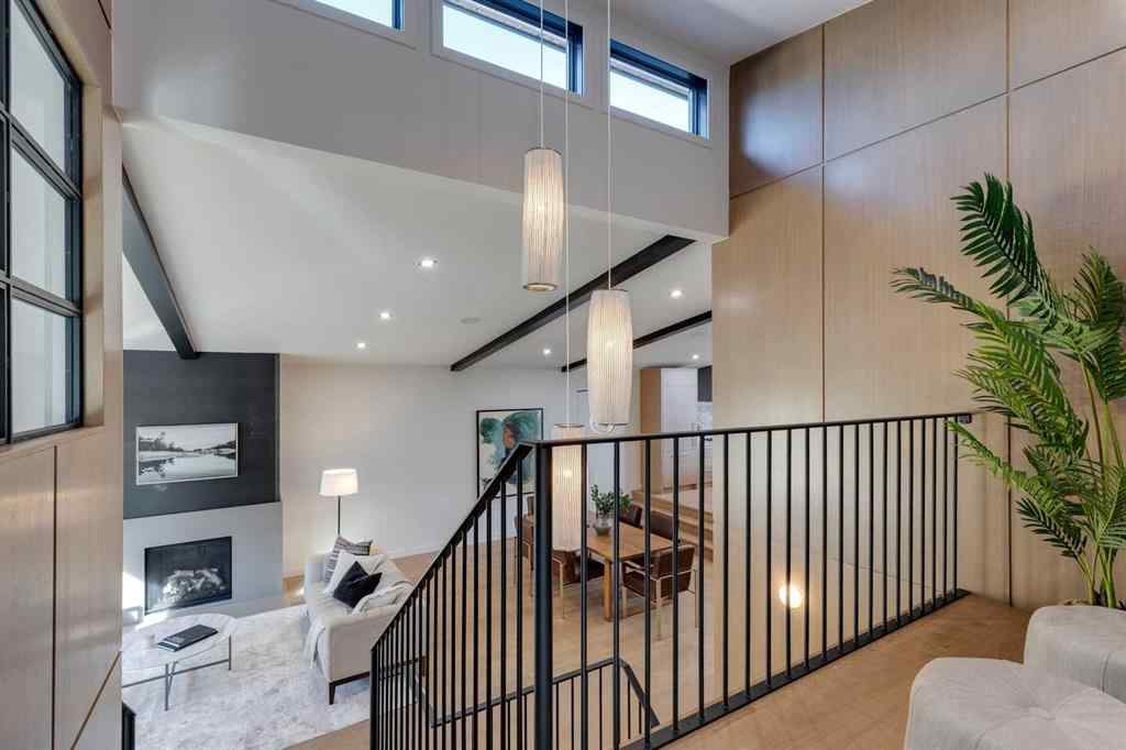 MLS® A2266600 - 3423 23 Street NW in Charleswood Calgary, Residential