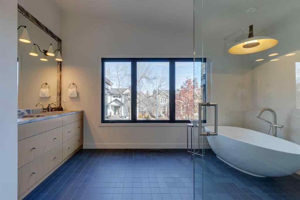 MLS® A2266600 - 3423 23 Street NW in Charleswood Calgary, Residential