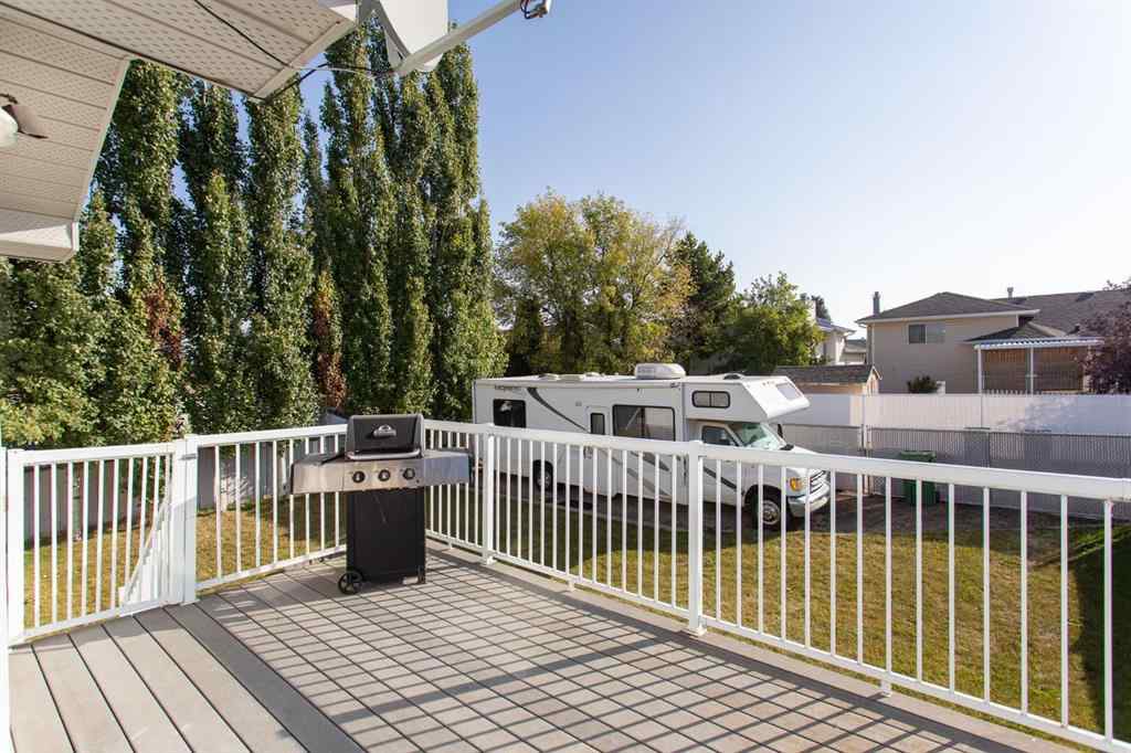 MLS® A2266601 - 179 Douglas Avenue  in Deer Park Estates Red Deer, Residential