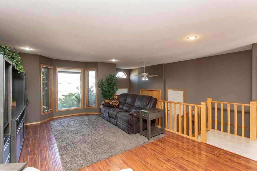 MLS® A2266601 - 179 Douglas Avenue  in Deer Park Estates Red Deer, Residential