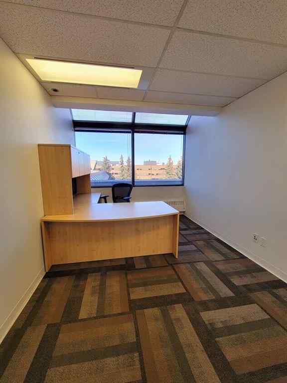 MLS® A2266603 - 3115 12 Street NE in South Airways Calgary, Commercial