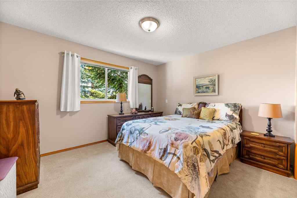 MLS® A2266608 - 164 Stonegate Close NW in Stonegate Airdrie, Residential