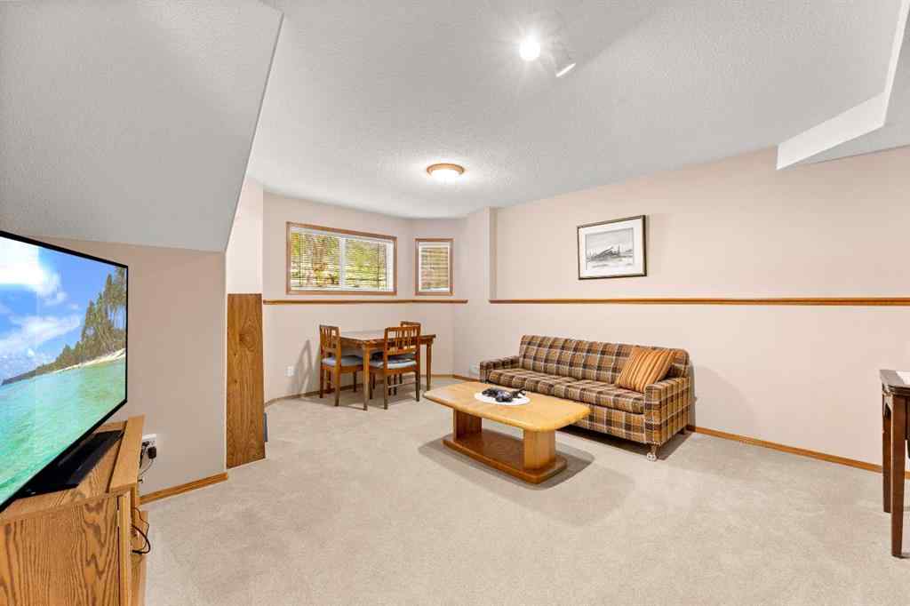 MLS® A2266608 - 164 Stonegate Close NW in Stonegate Airdrie, Residential