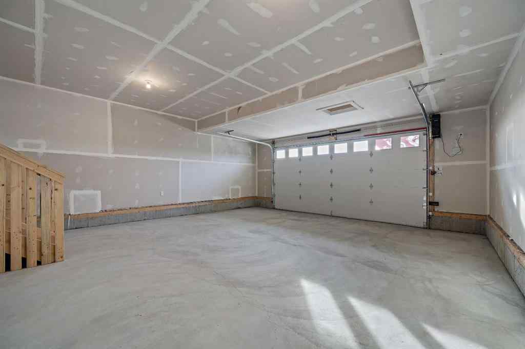 MLS® A2266612 - 630 Bayview Lane SW in Bayview Airdrie, Residential