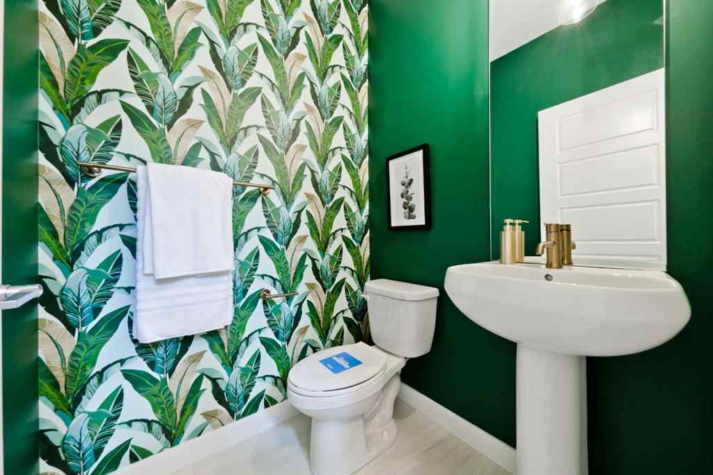 MLS® A2266612 - 630 Bayview Lane SW in Bayview Airdrie, Residential