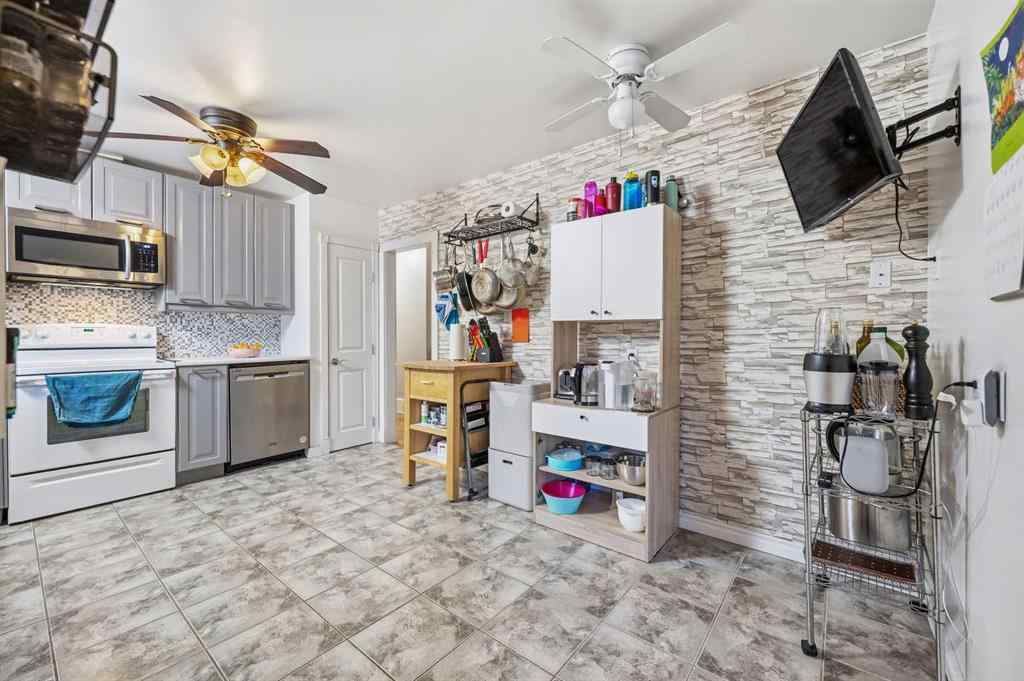 MLS® A2266617 - 515 Murray Place NE in Mayland Heights Calgary, Residential