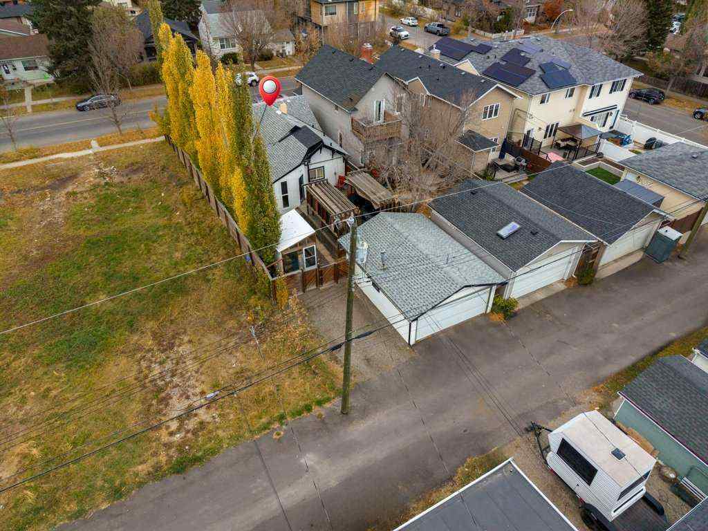 MLS® A2266618 - 533 12 Avenue NE in Renfrew Calgary, Residential