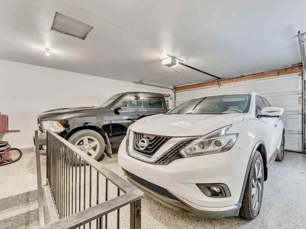 MLS® A2266619 - 35 Heritage Court NE in Northeast Crescent Heights Medicine Hat, Residential