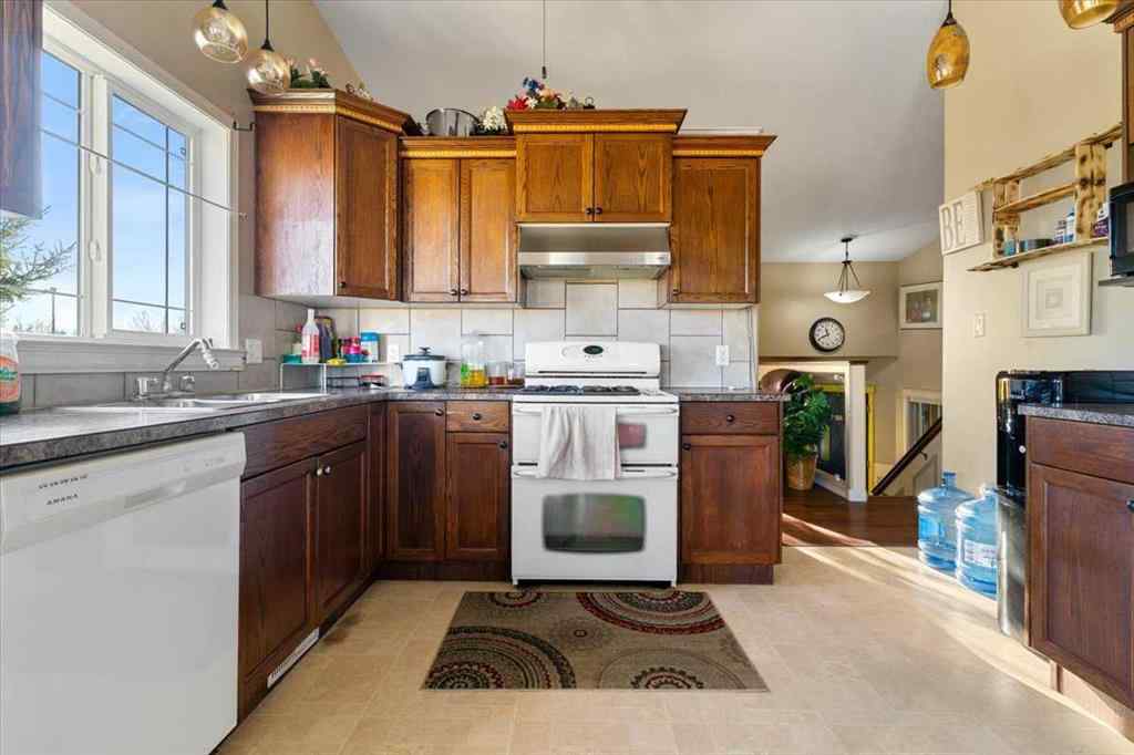 MLS® A2266621 - 8902 72 Avenue  in Countryside North Grande Prairie, Residential