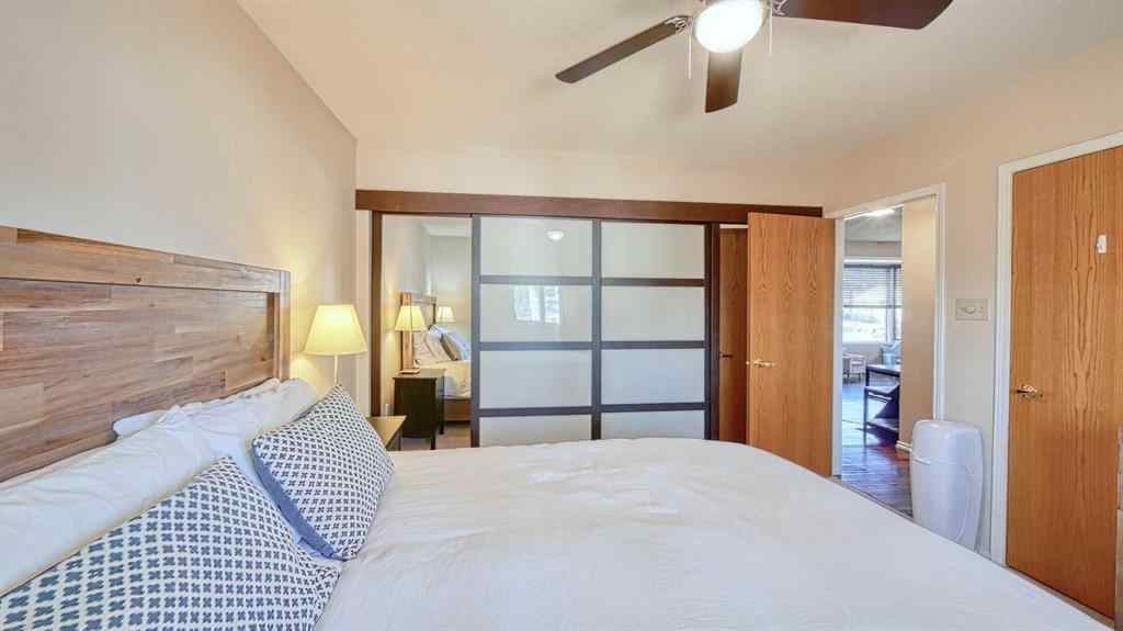 MLS® A2266622 - 8012 36 Avenue NW in Bowness Calgary, Residential