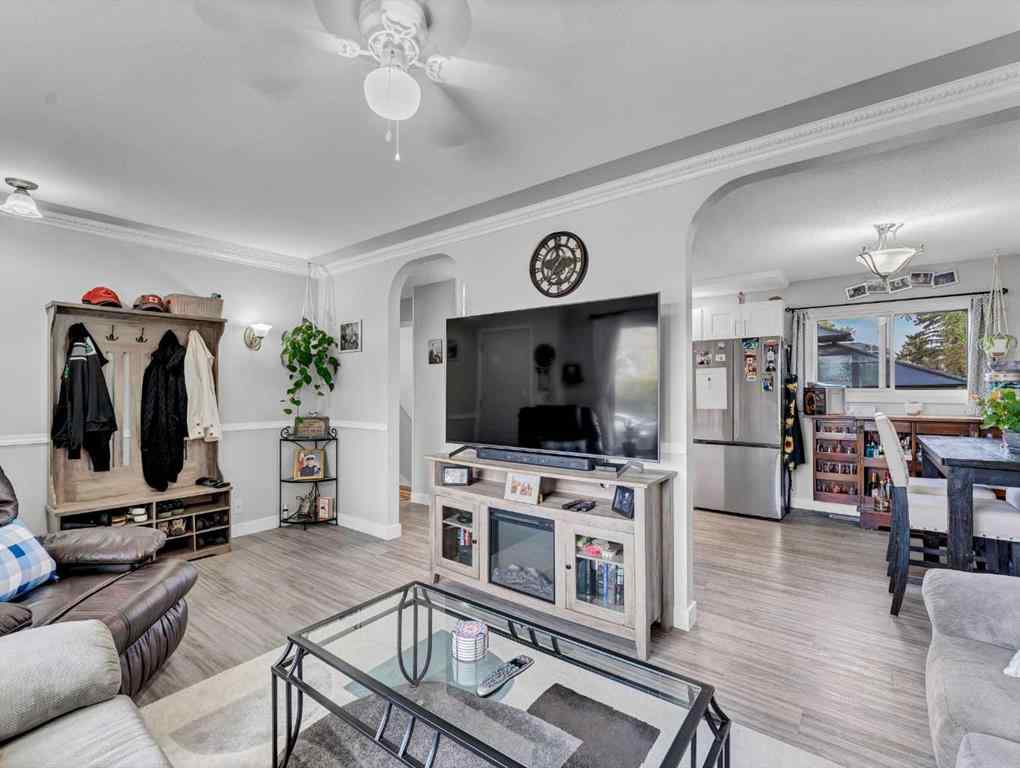 MLS® A2266629 - 805 1 Street SE in NONE Redcliff, Residential